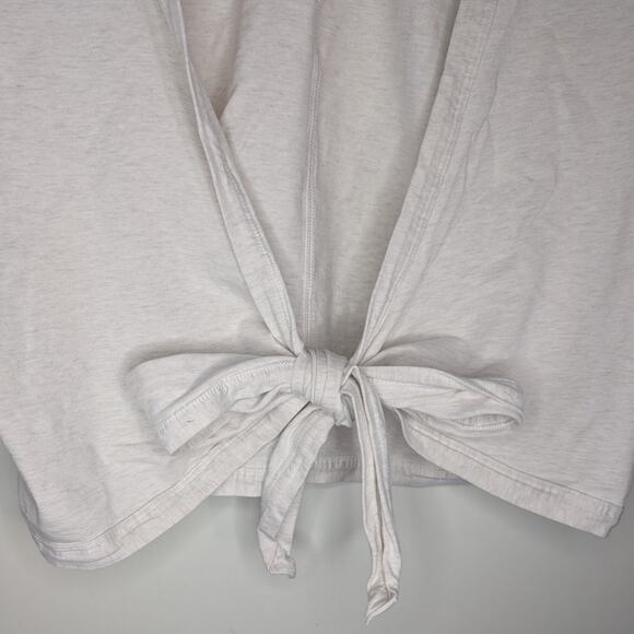 Lululemon It's A Tie Wrap Short Sleeve Tee in Heathered White Opal, Size 10 - Picture 9 of 10